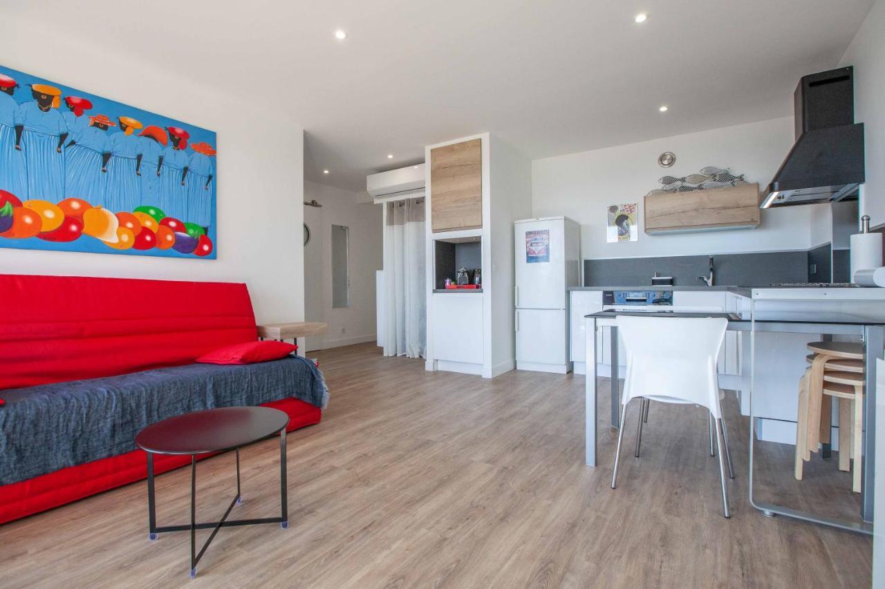 Tres Beau T2 Climatise Refait A Neuf, Vue Panoramique Exceptionnelle A 120m A Pied De La * La Ciotat